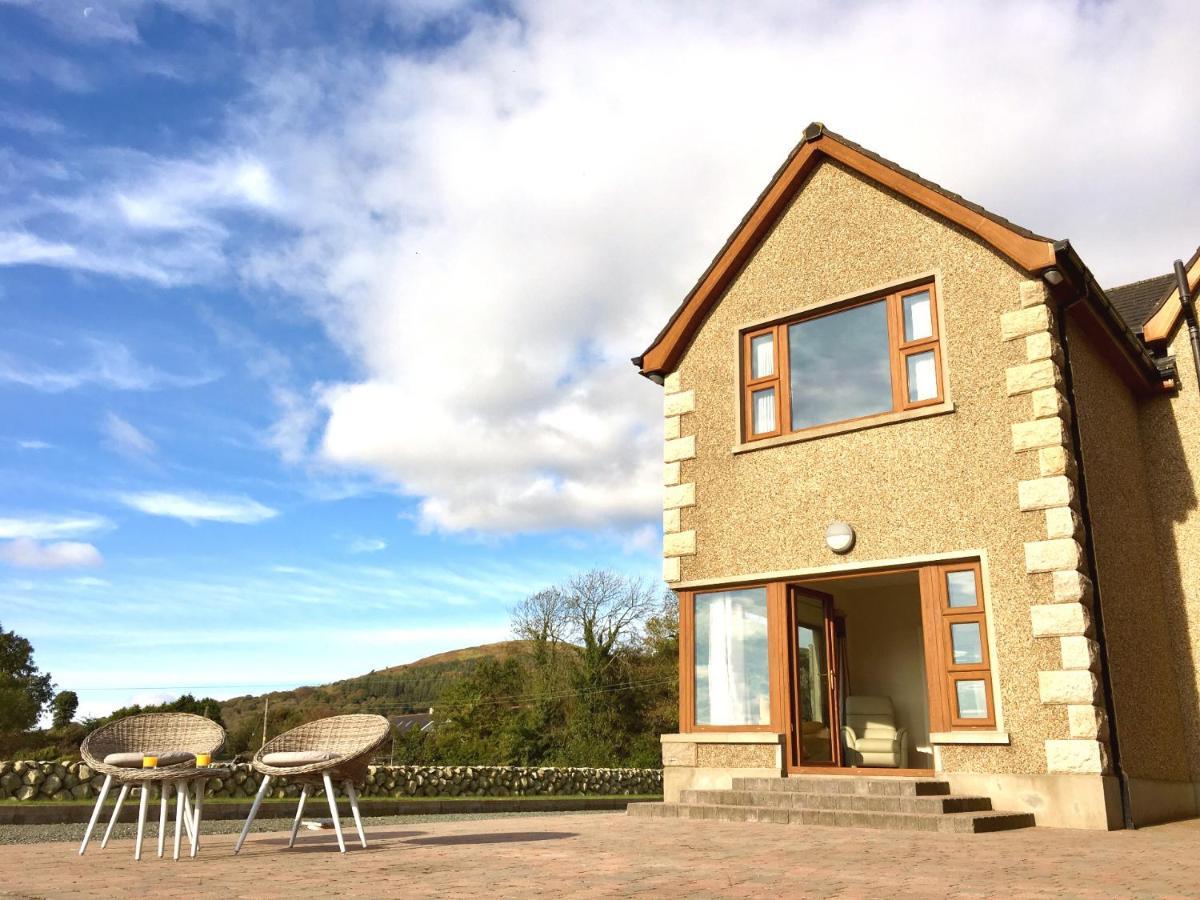 Mourne Country House Bed And Breakfast Kilkeel Exterior photo